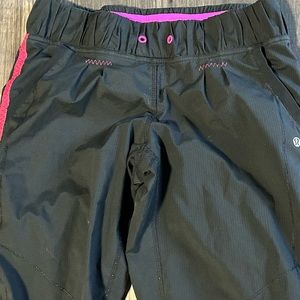 LULULEMON womens size 8 pink lined “studio” pants